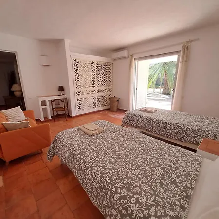 La Balaia - Charm And Comfort 12 People 9 Beds *