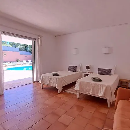 Villa La Balaia - Charm And Comfort 12 People 9 Beds